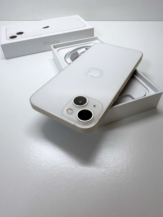 Apple iPhone 13・256GB・Luz das estrelas (Factura e Garantia)