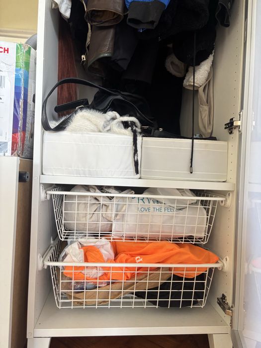 Roupeiro espelhado Platsa Ikea (novo)