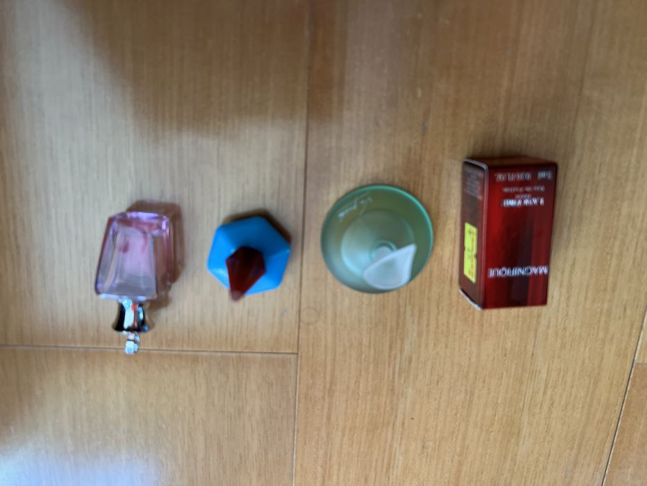 Perfumes em miniatura