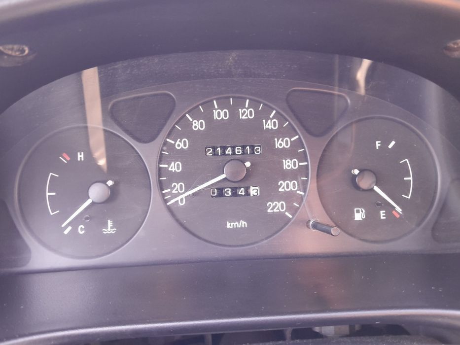 Продаю Daewoo Lanos 1.5