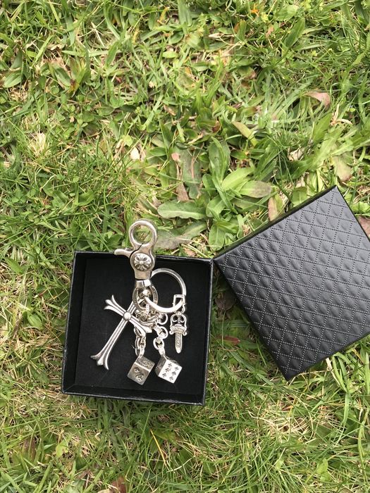 Chorme Hearts key chain