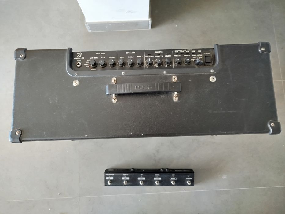 amplificador Boss KATANA 100W 2X212
