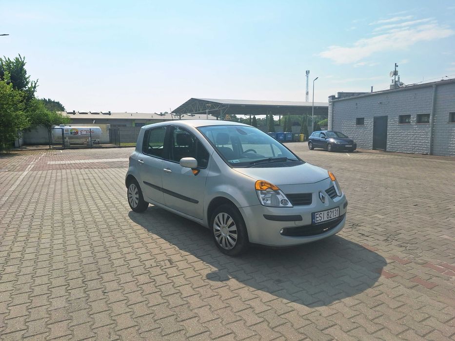 -Renault Modus- 195tys/km