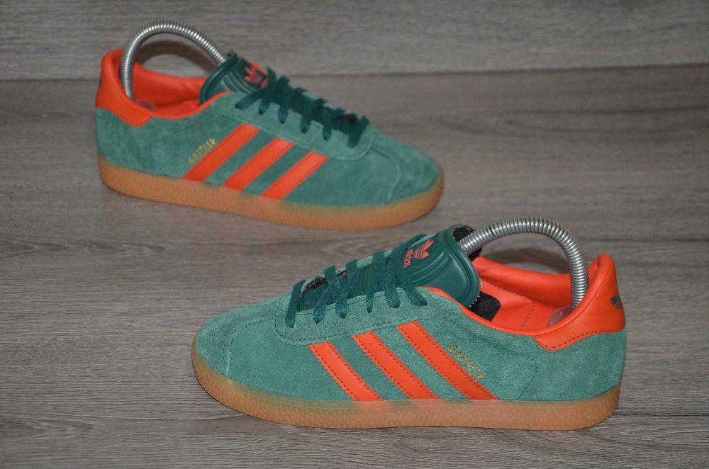 Продам кросівки Фірма ADIDAS.