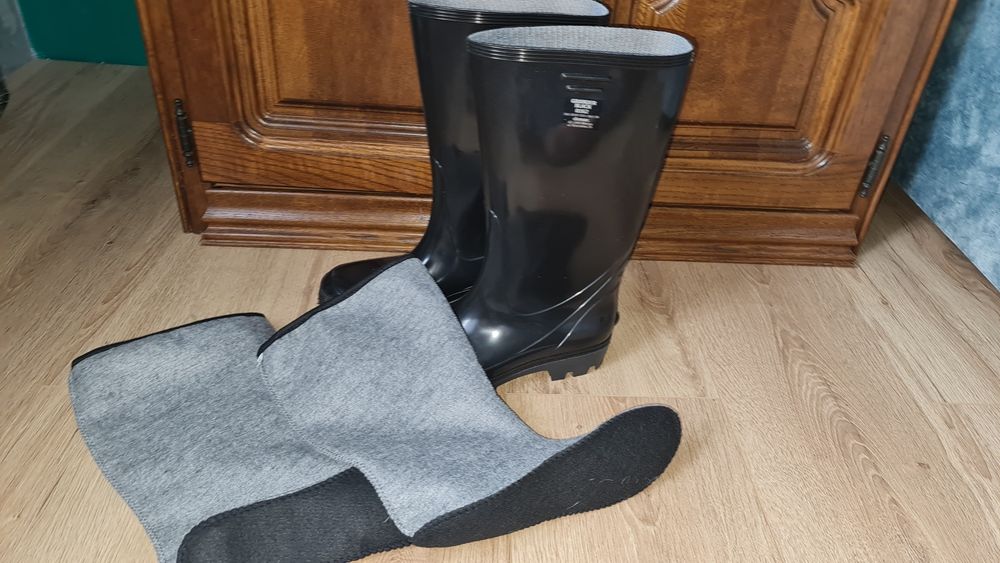 Kalosze Grander black 43 nowe z wkładką ocieplajacą