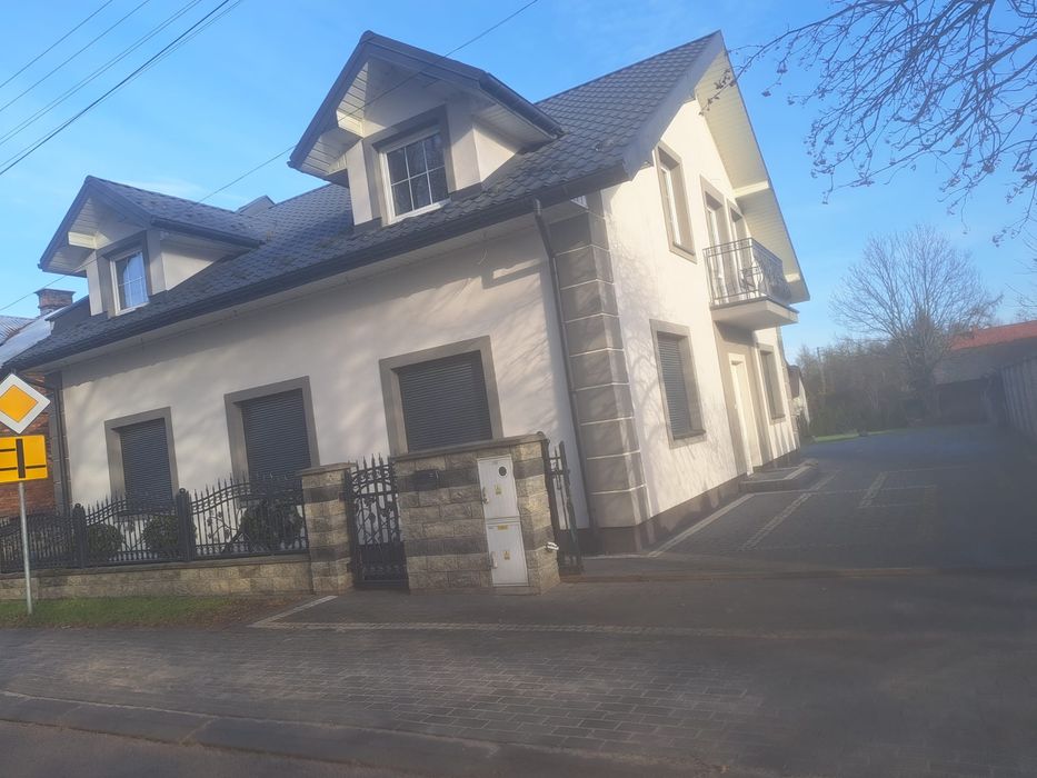 Sprzedam dom Miekec  oś Rzochow