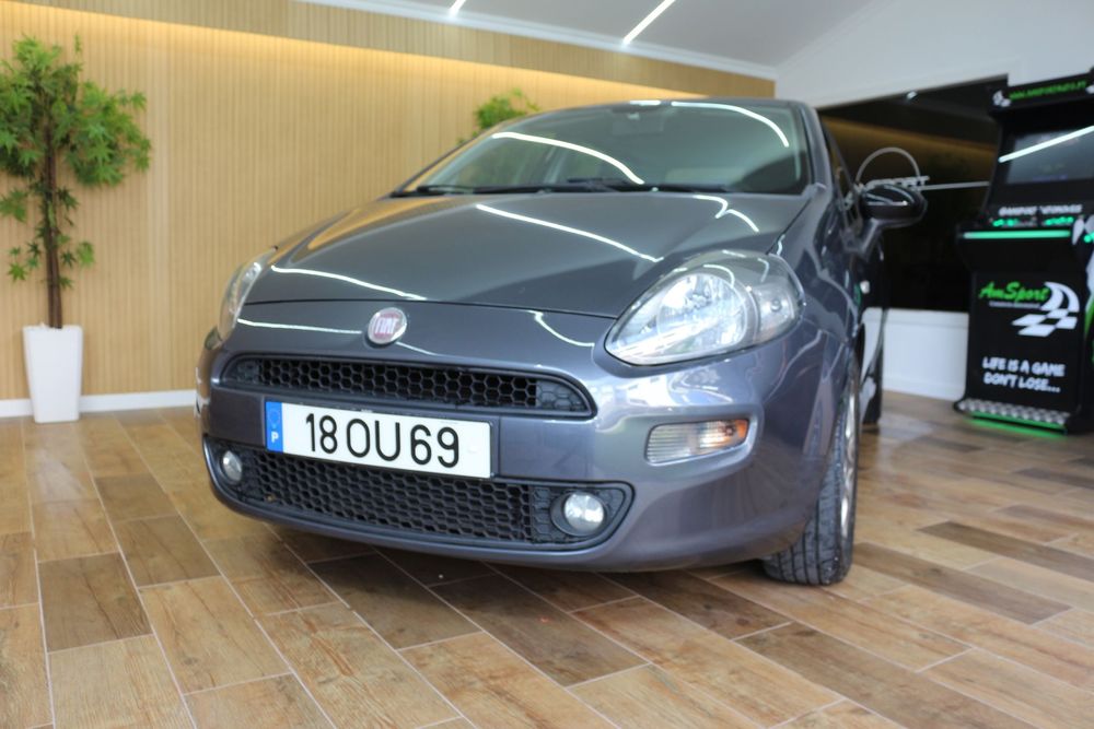 Fiat Punto Evo ver-1-3-m--jet-lounge-s-s