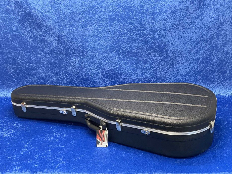 Hiscox Case Dreadnought Black/Silver B-Stock - Futerał na Gitarę Akustyczną Hiscox Cases z wizualnym defektem
