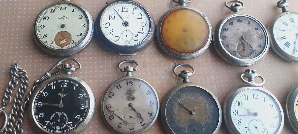 Старинные карманные часы 15 шт