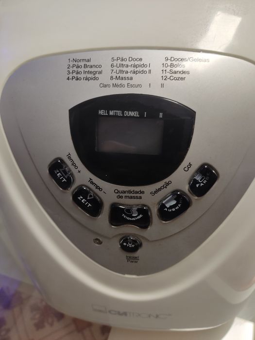 Máquina de fazer pão, marca Clatronic
