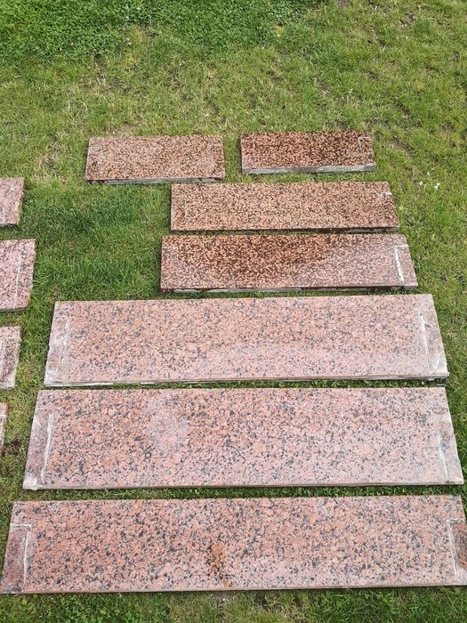Parapet kamienny
