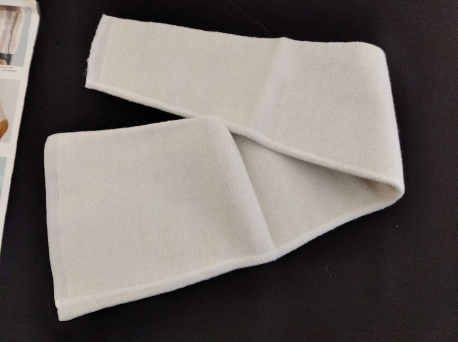 Компрессионный  чулок выше колена . Размер № 4.