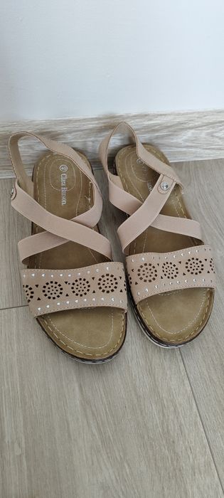 Sandały damskie Clara Barson rozmiar 40, kolor beż, jak nowe