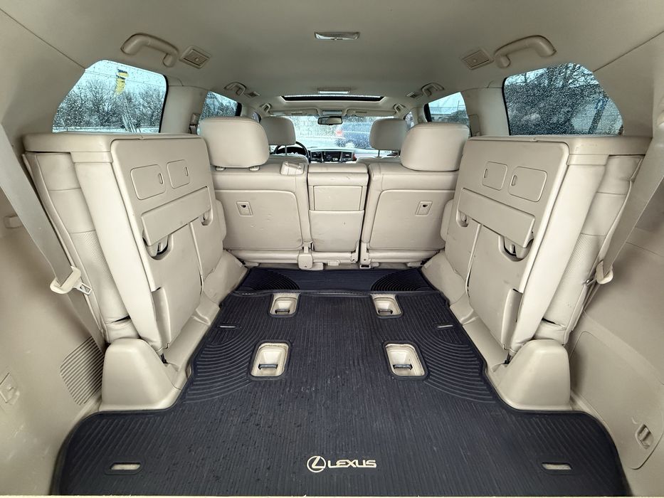 Lexus LX 570, повністью обслугований, в рідній фарбі