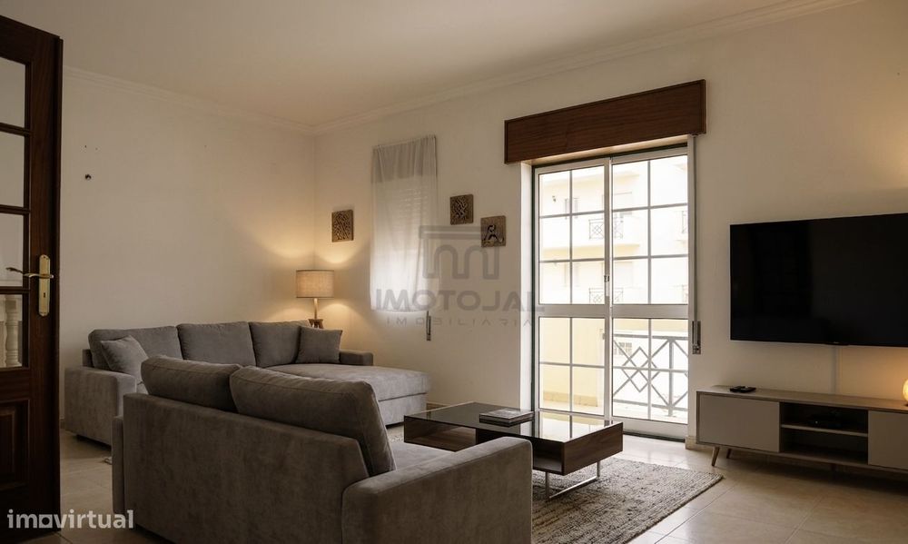 T3 com varanda, 145m², pronto a habitar em Samora Correia