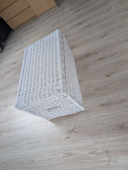 2 kosze wiklinowe typu skrzynia, białe 80x50x50 cm