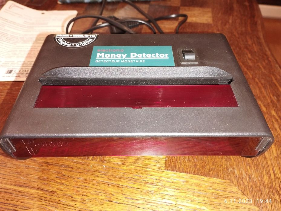 Tester banknotów lampa uv money detector