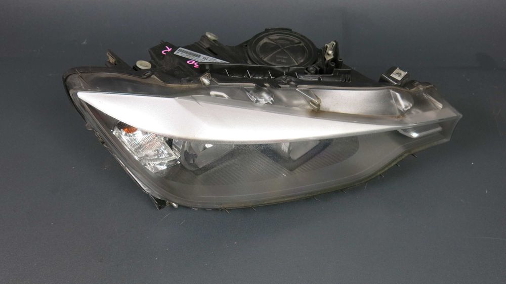 BMW 3 F30 lampa przednia prawa przód reflektor