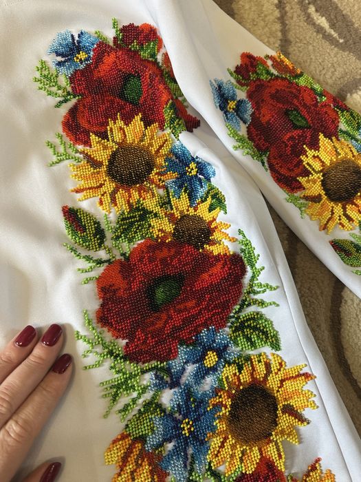 Вишиванка, вишите плаття