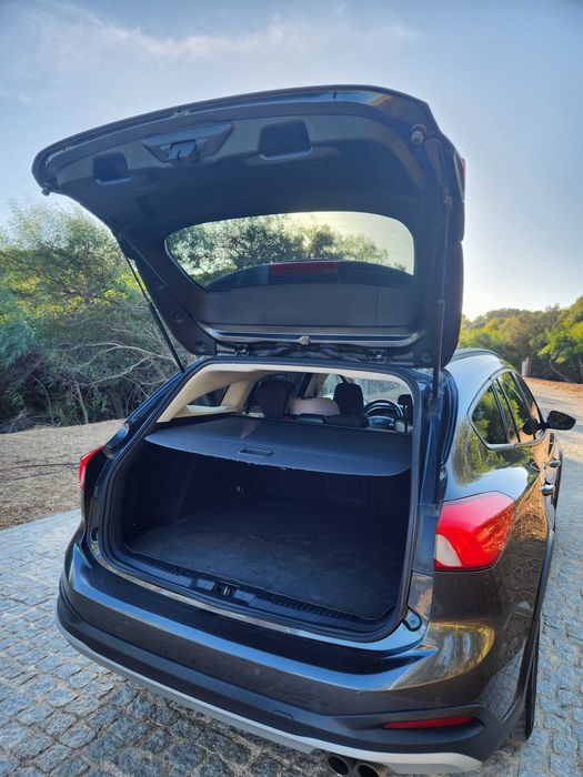 Ford Focus Active 1.0 EcoBoost — photo 3