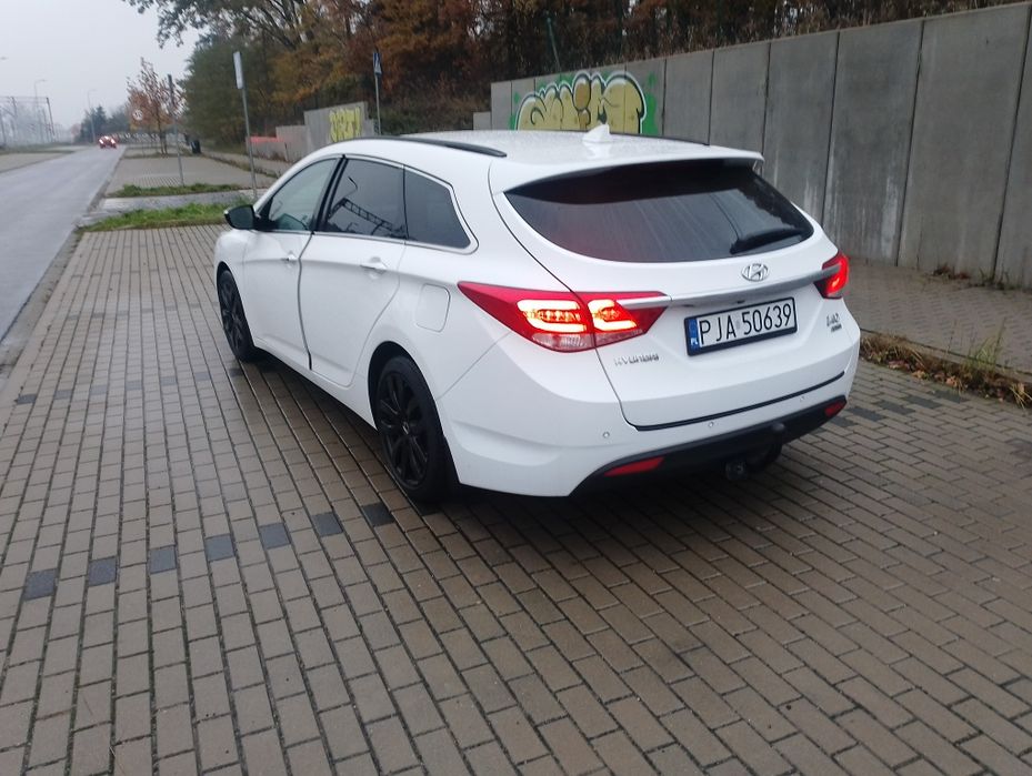 Sprzedam Hiundaj i40 kombi 2017r