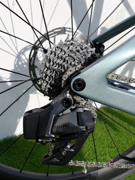 Scott Foil RC Carbon | SRAM Rival eTap AXS 12v | Rodas de Carbono | Apenas 2.000 km