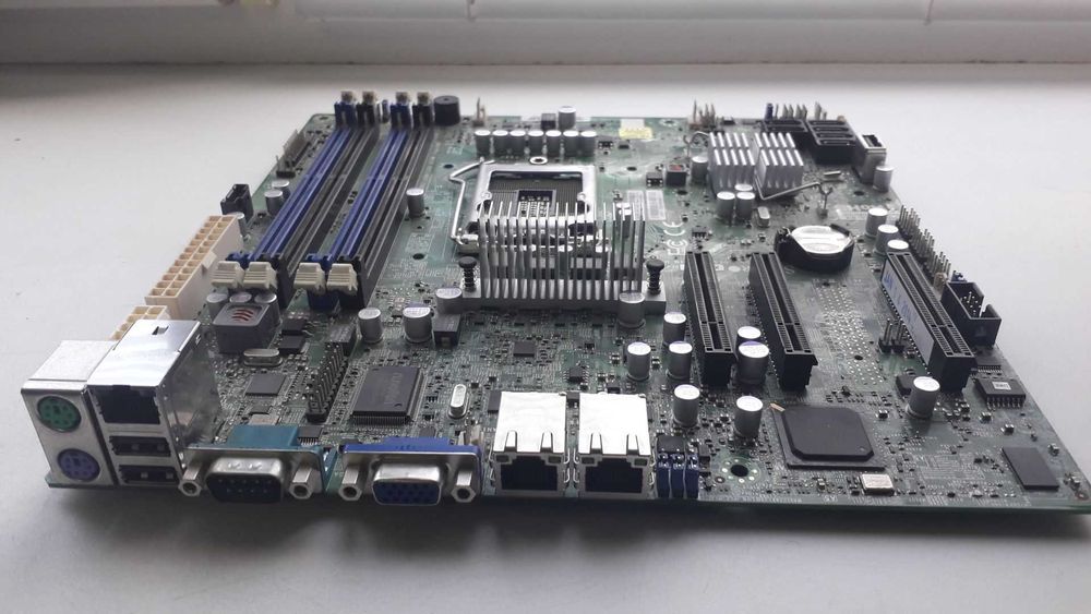 Материнская плата Supermicro X9SCL-F