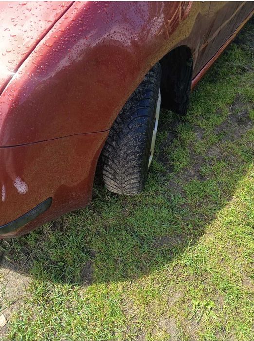 Skoda Fabia  1 ceglana  1,4 MPI 2002