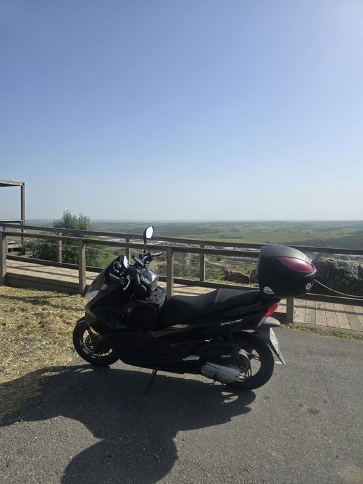 Honda PCX com 11000km