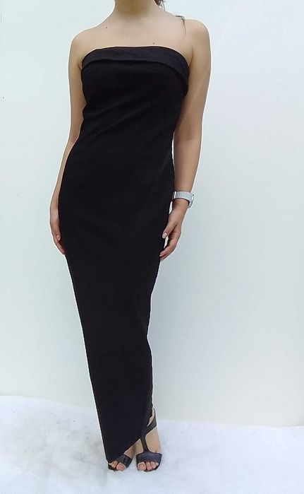 NA-KD NOWA długa czarna elegancka sukienka z odkrytymi ramionami 38 M