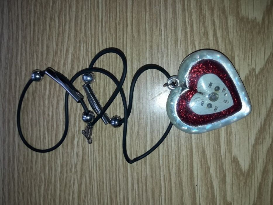 Прикраса (мигаюче серце)