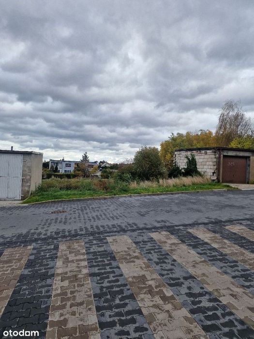 Działki pod garaż 18m2
