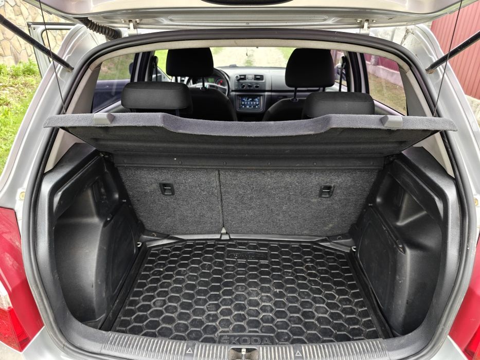 Skoda Fabia 1.4 бензин