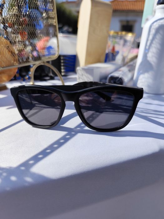 Óculos de sol hawkers pretos