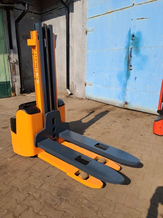 Wózek paleciak elektryczny Still EGV 10