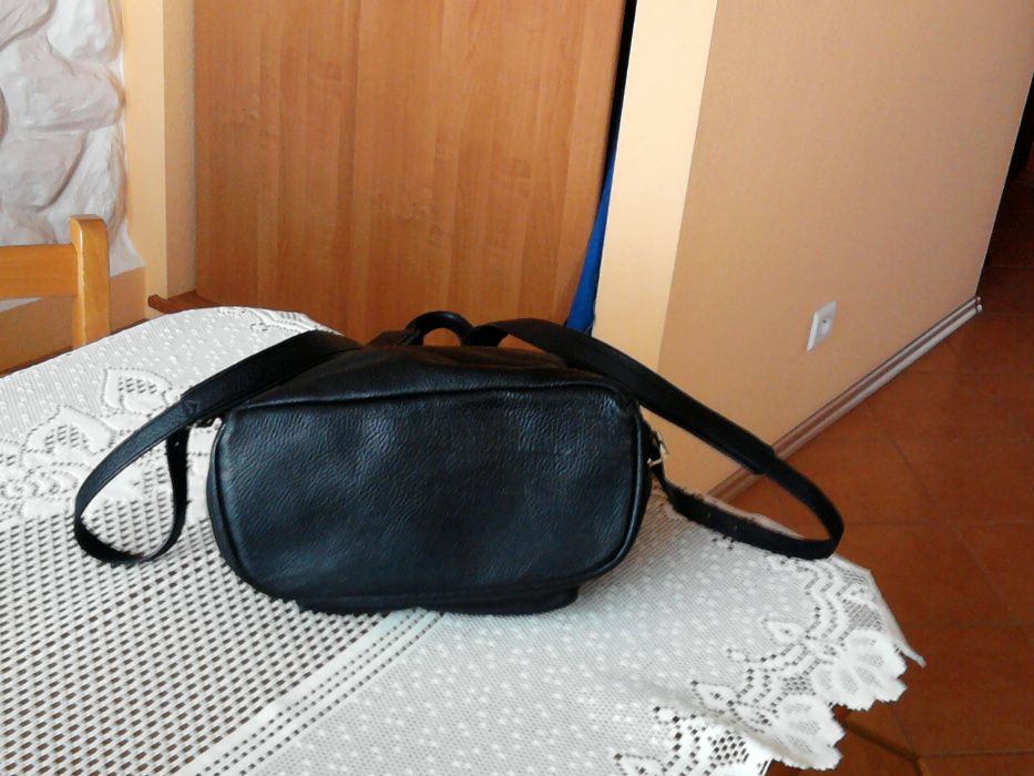 Oryginalny sygnowany czarny skórzany plecak Michael Kors !!!