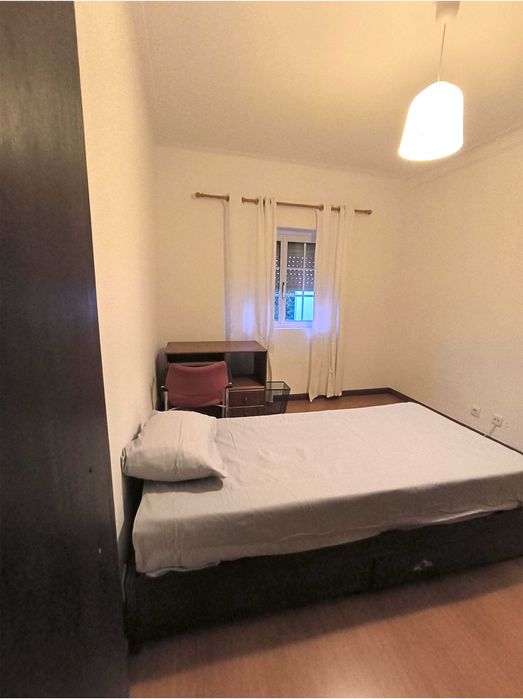 quarto para arrendamento a estudante