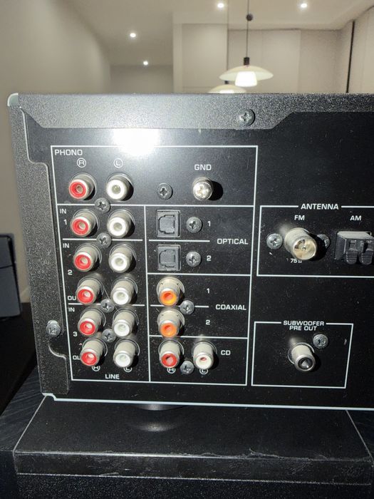 Amplituner Yamaha R-N602  + Kolumny Jamo S628