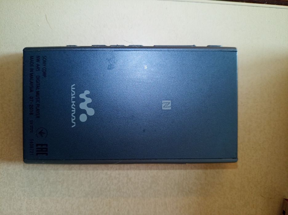 Sony Walkman A45 16Gb +наушники