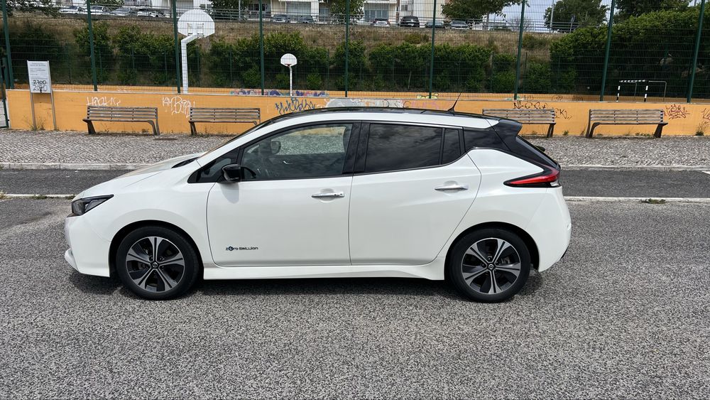 Nissan leaf TEKNA