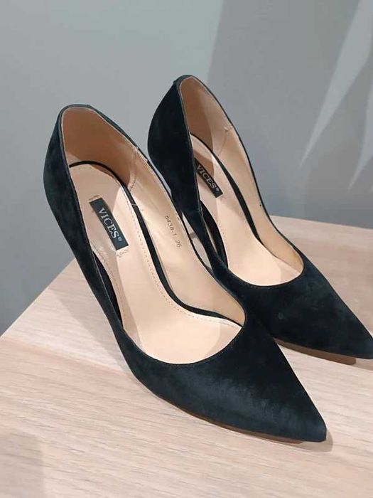 Zamszowe szpilki VICES 36