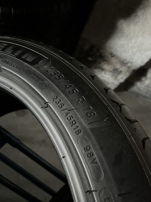 235/45/18 R18 Michelin E Primacy 4шт
