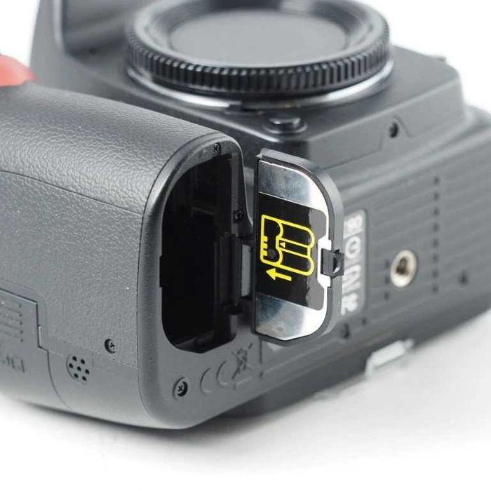 Nikon D90  c/(6490 clicks)  Rig Nova -Porto ( Não respondo a SMS )