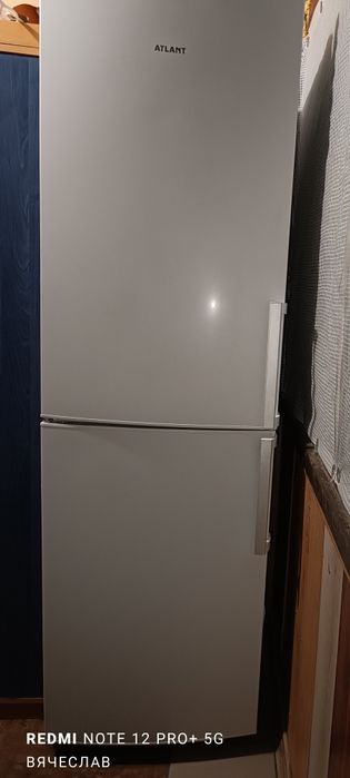Продам холодильник Атлант