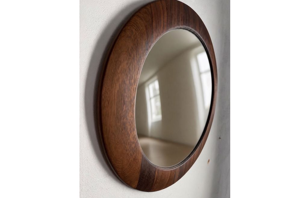 Rampel Designs – duże wypukłe lustro w drewnianej ramie – Ø 80 cm