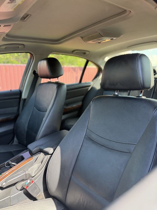 Продам BMW e90 2011 N52B30