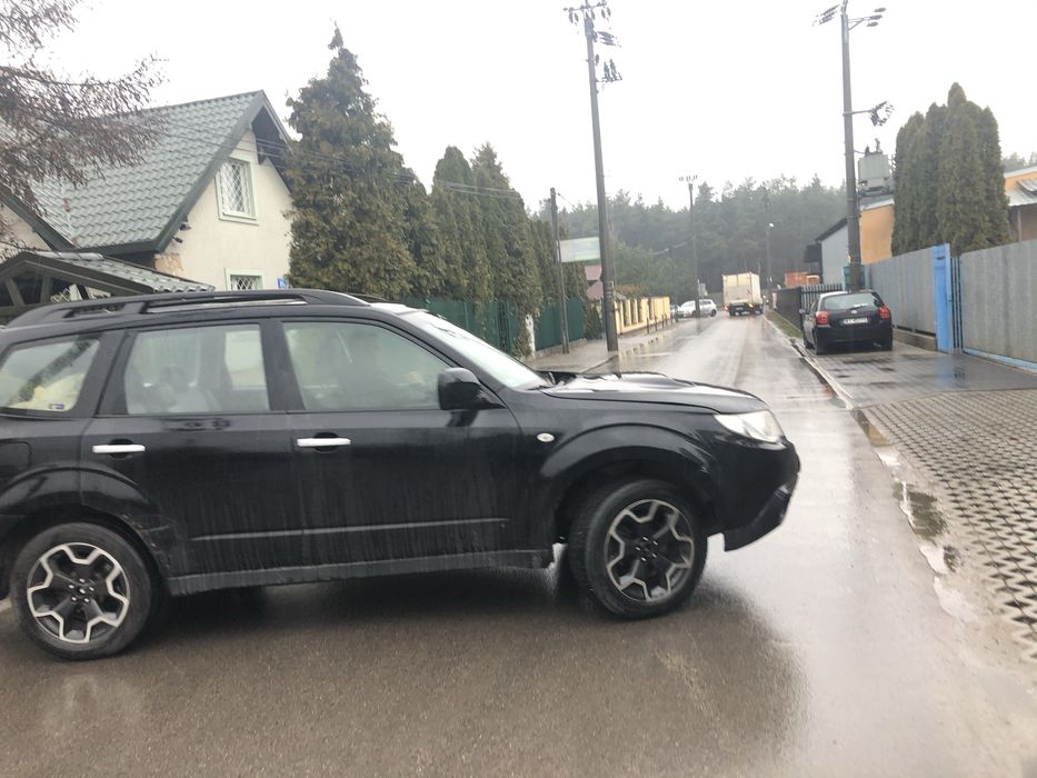 Subaru forester 2.5 XT  2010