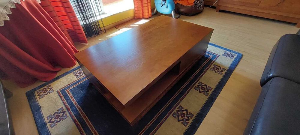 Mesa de apoio em Madeira Maciça