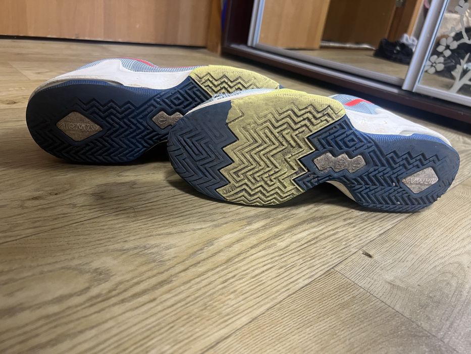 Оригінальні баскетбольні кросівки Nike Air Max Impact 4