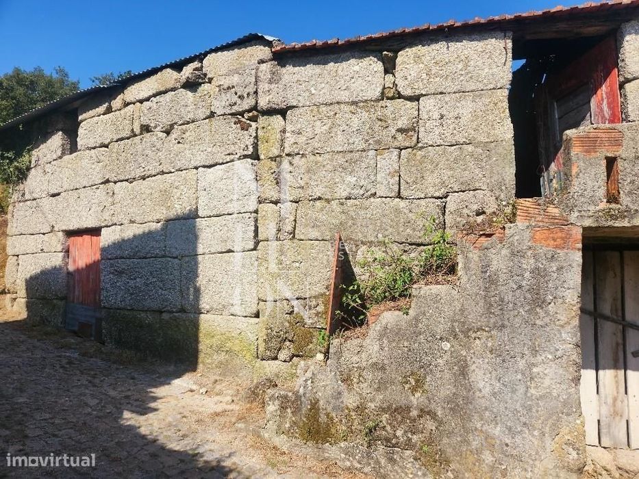 Moradia em Amarante — Loivos do Monte, Porto